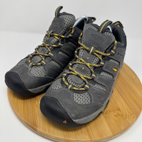 KEEN Voyageur Mens Hiking Shoes Magnet Black Yellow 1011894 Low | Trail Sneakers main image 11
